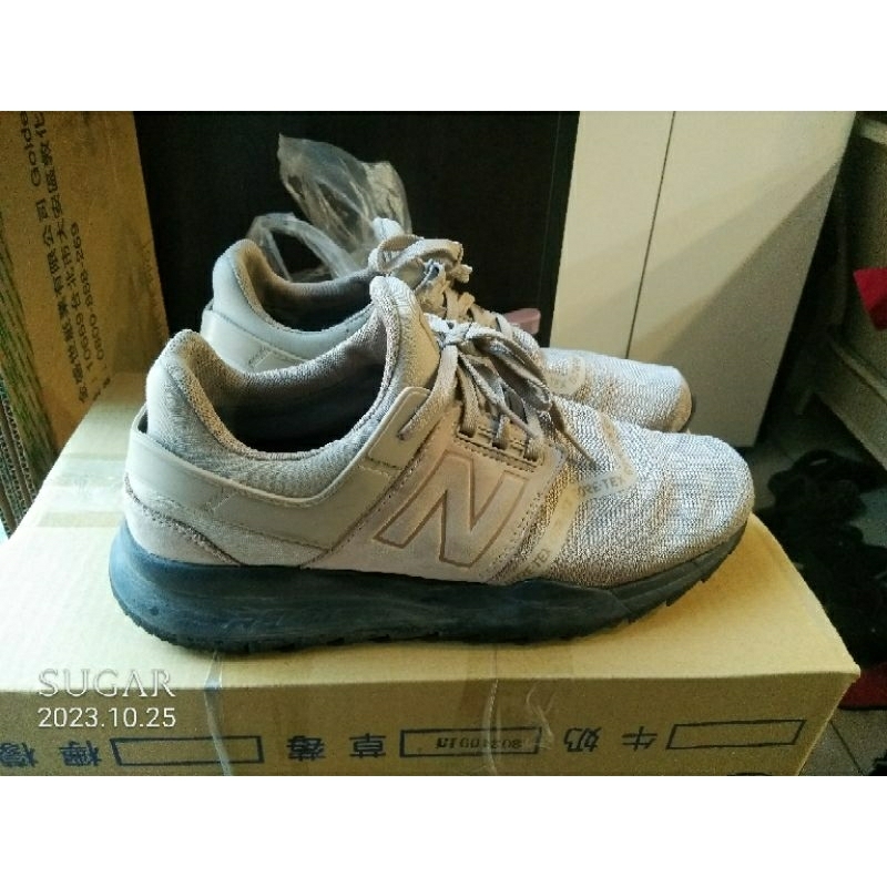 二手 New balance 247 Gore-Tex 防水鞋 27.5公分