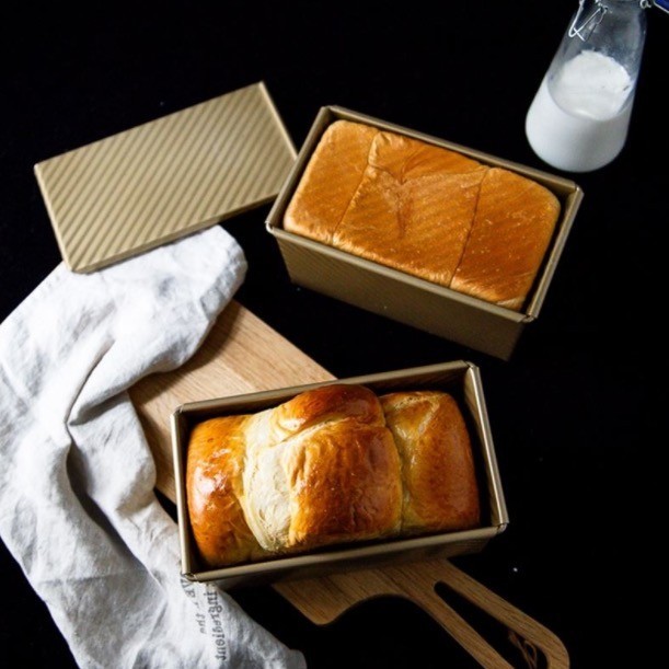 ▪450g克/12兩▪黃金波紋不沾吐司盒(附蓋)/帶蓋麵包模具