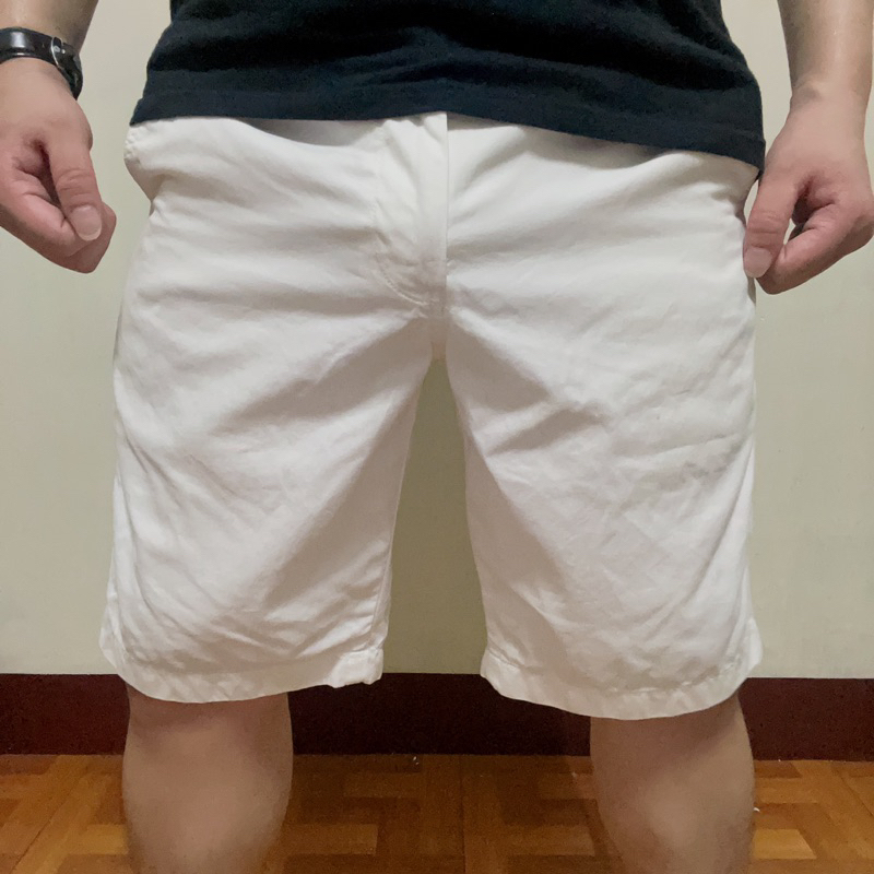 uniqlo二手百慕達經典白色100%純棉休閒短褲·標準M號（男）