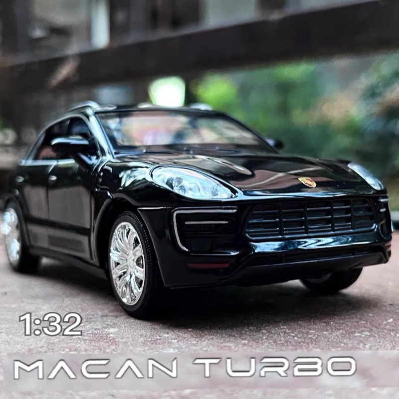 🈶現貨✅1:32 PORSCHE保時捷 MACAN TURBO 聲光合金汽車模型