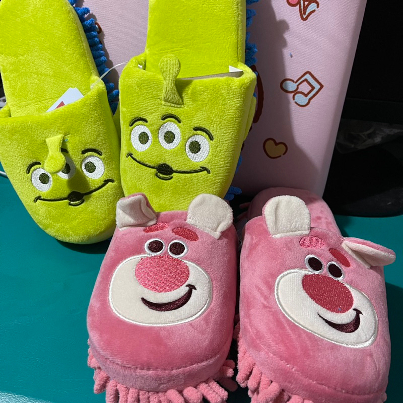 全新🌟韓國🇰🇷大創帶回迪士尼玩具總動員三眼怪抱哥絨毛拖鞋