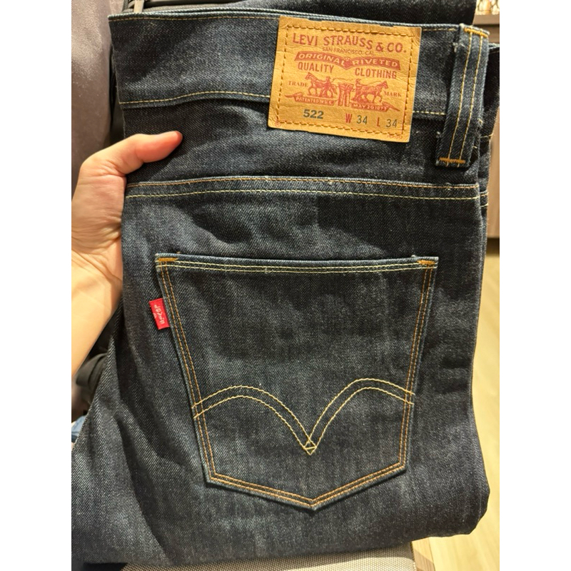 近全新正品Levis 522(W34)slim深藍直筒牛仔褲