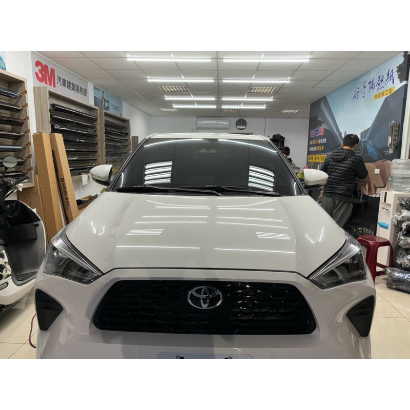 Yaris Cross 全車貼3M極黑奈米陶瓷汽車隔熱紙 MB30+MB20 高隔熱高隱密高清晰高質感 保固五年