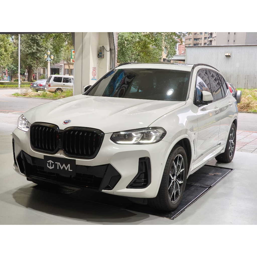 &lt;台灣之光&gt;全新BMW G01 G02 X3 X4 22年亮光黑 亮黑單線 鼻頭組水箱罩 小改款後期專用