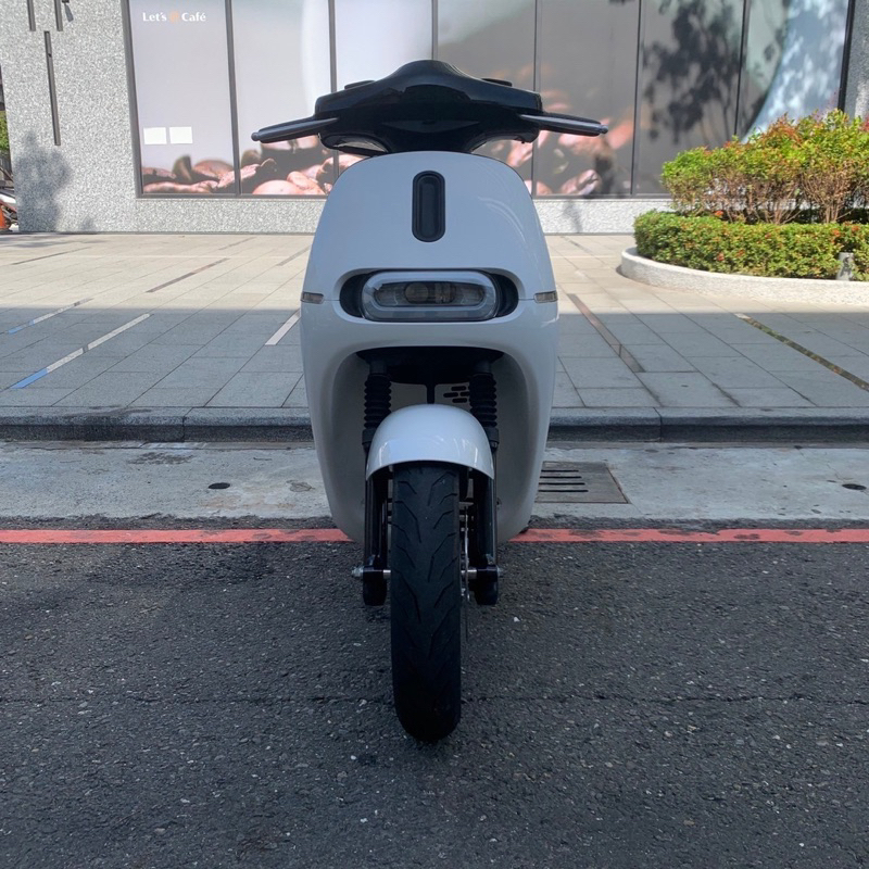 《高雄二手機車》2019 GOGORO 2 PLUS 鑰匙版#1106 #免費試乘/二手機車/流行車款/現況/實體門市