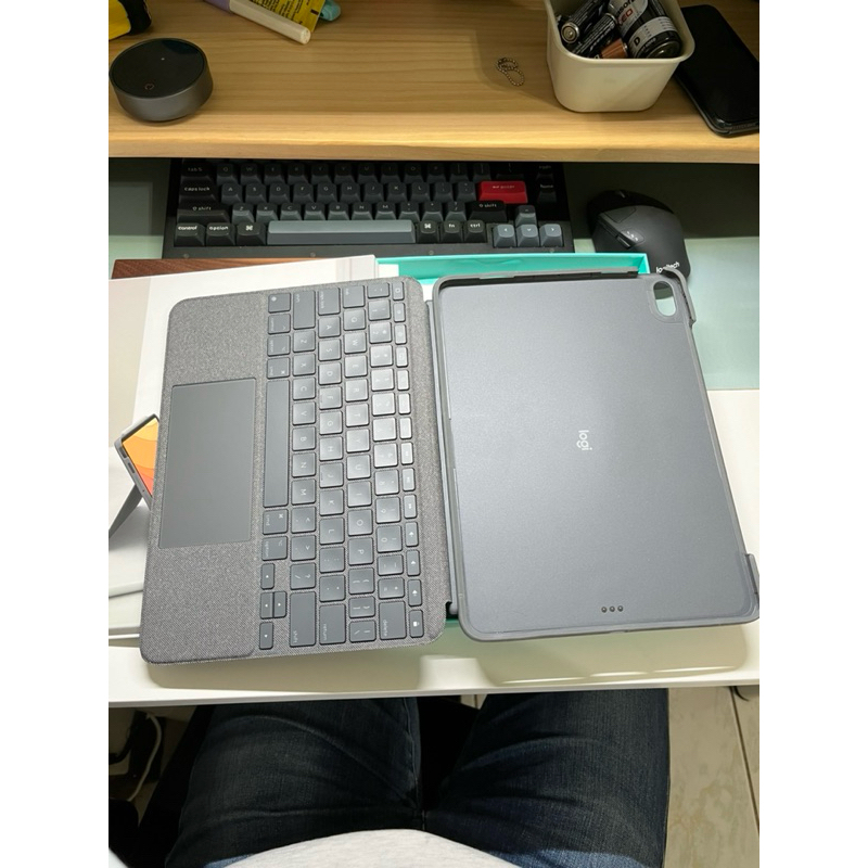 Logitech Combo Touch iPad Air 4 純英文鍵帽（二手）