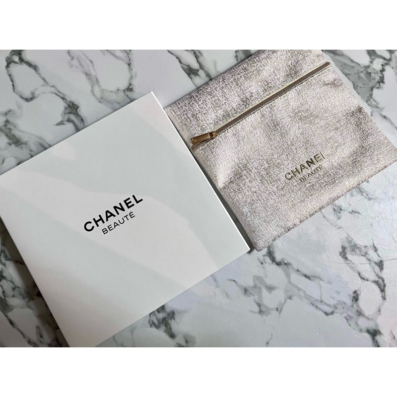 Chanel 米色時尚化妝包 vip 會員禮 年度禮 限定 滿額禮 聖誕節 交換禮物