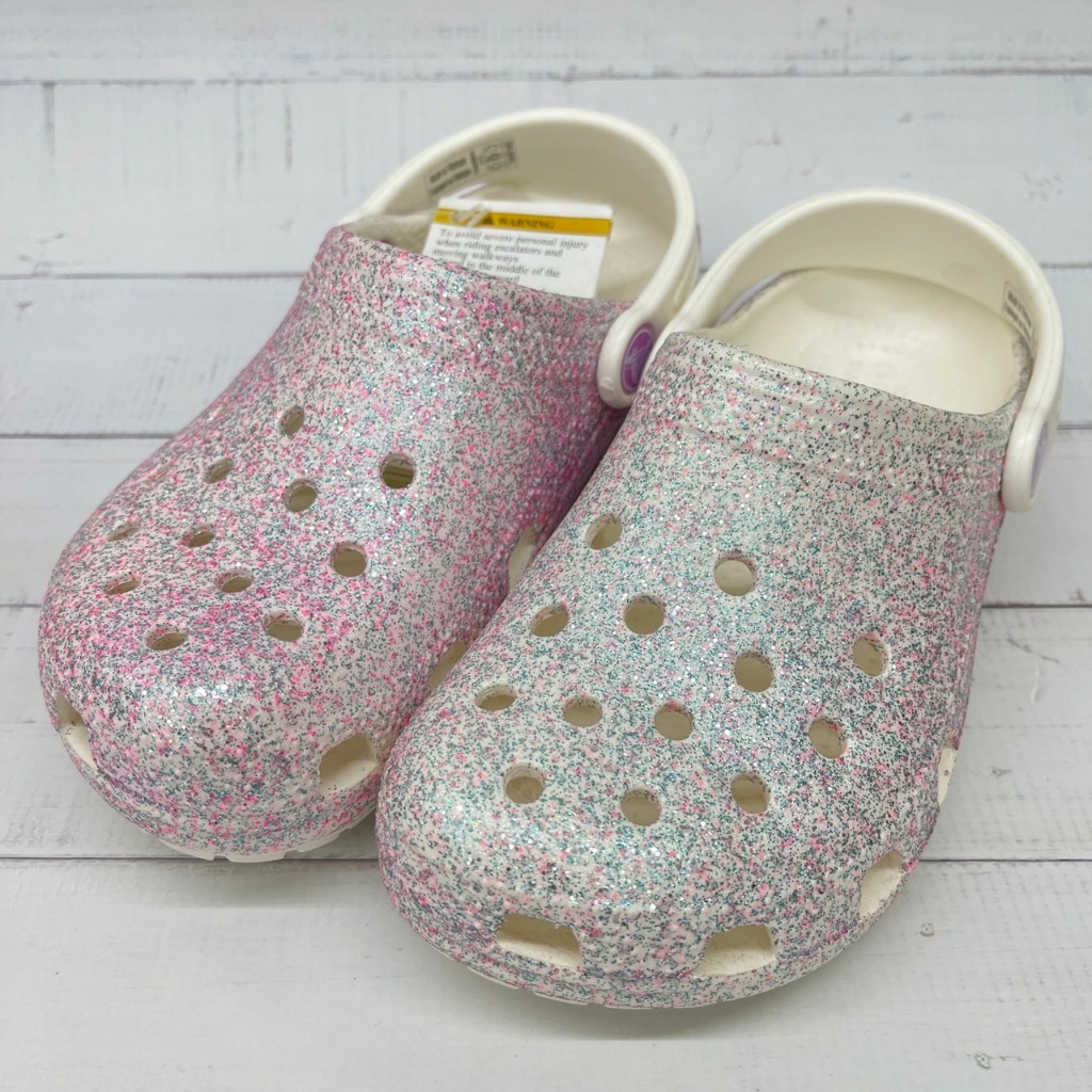 ［出清品］《布布童鞋》Crocs卡駱馳經典閃亮牡蠣粉色兒童布希鞋(19公分)