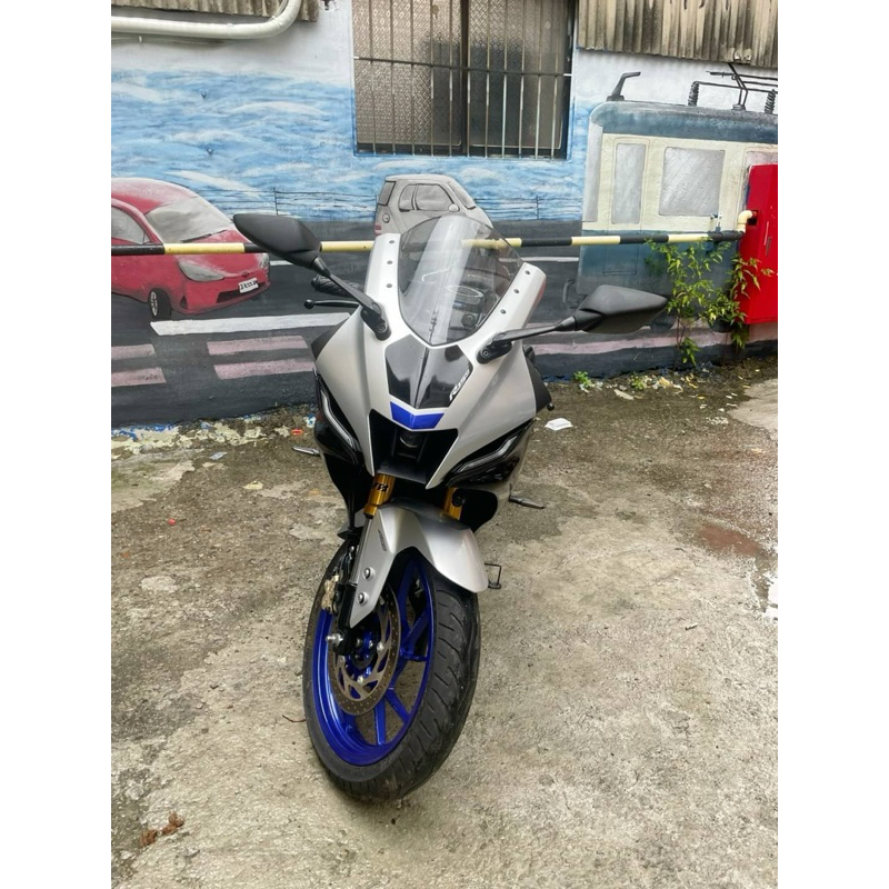 YAMAHA R15M