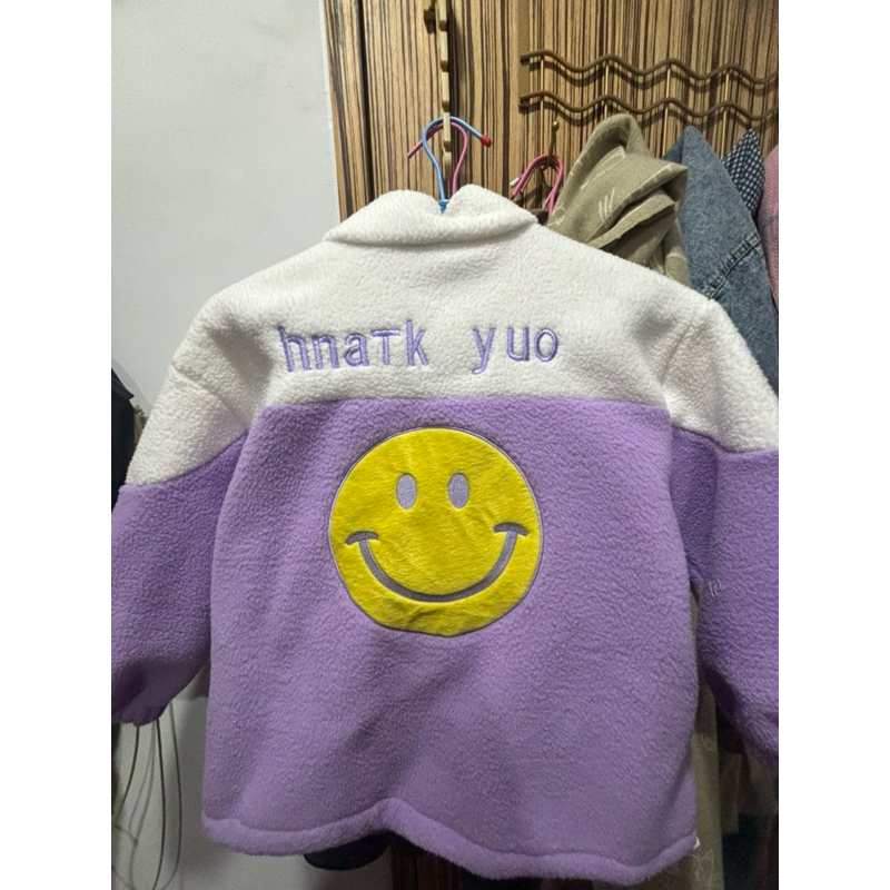 紫色Q毛羊羔絨微笑外套