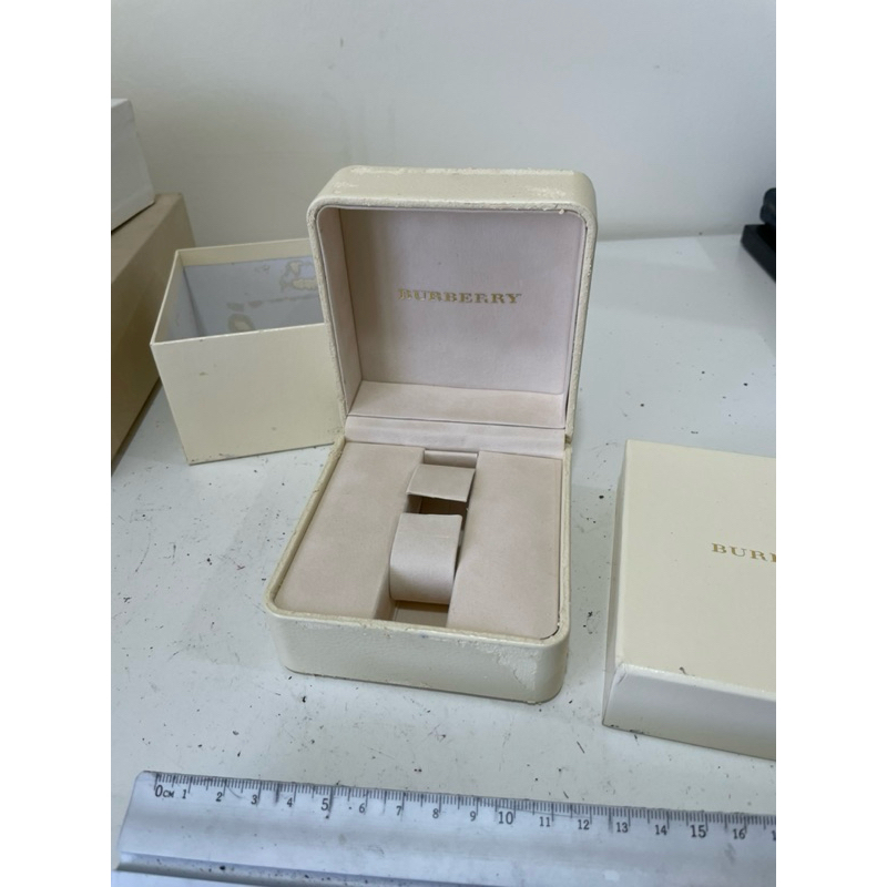 原廠錶盒專賣店 Burberry 錶盒 L076