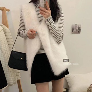 【Fee現貨4色】V領開襟毛毛背心口袋馬甲外套🔥毛毛外套 背心外套 女生外套 韓系穿搭 春天穿搭 美拉德穿搭 春天