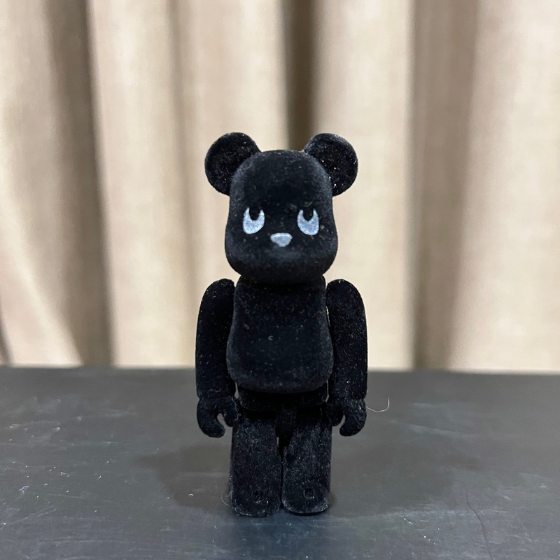 1代老熊 Be@rbrick 100% cute系列黑黑植絨款 無卡無盒