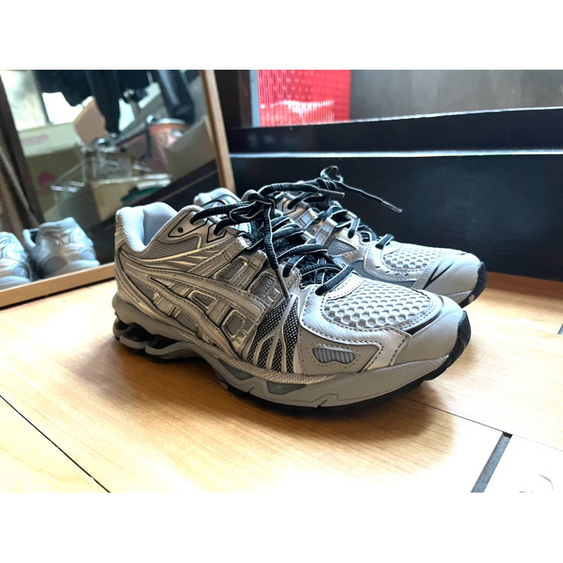 GEL-KAYANO LEGACY 男女中性款 運動休閒鞋 1203A325-020