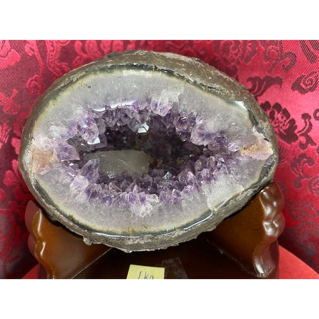 🔥喜歡可議價🔥烏拉圭紫水晶洞約1公斤🔥