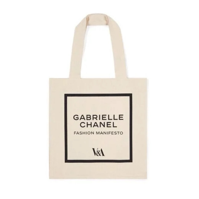 英國直購回台 現貨V&amp;A Museum Chanel香奈兒特展聯名 托特包 帆布袋 黑色 白色 100%官方正品