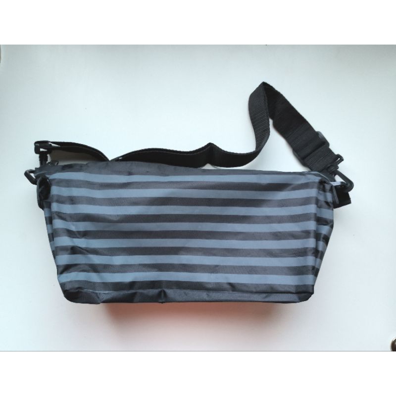 全新✨HEAD POTER PLUS 黑×灰 條紋 2用 肩揹包 手提袋 書袋 餐袋 3C配件包 日雜聯名 SMART