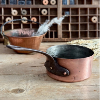 30882 法國古董厚重紅銅鍋 鑄鐵把手 鍋徑13.5cm French antique copper pot