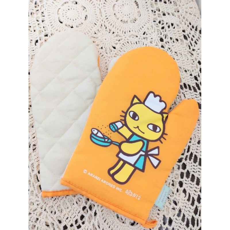 全新 現貨😉日本正版授權♥️一組兩入 ARANZI ARONZO 阿朗基 貓咪 耐高溫 隔熱手套 烘培手套 烤箱手套