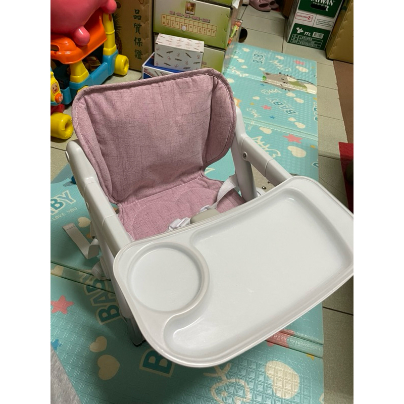 二手 unilove攜帶式寶寶餐椅 椅身+椅墊(粉）