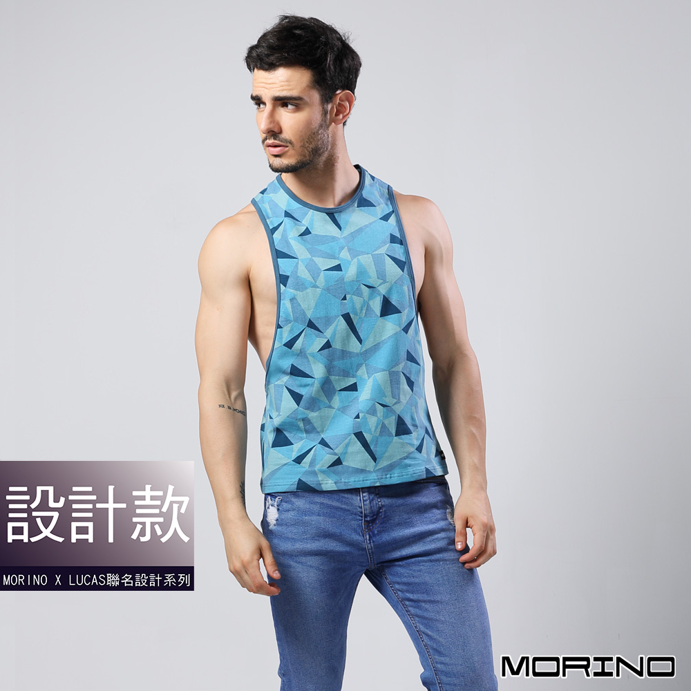 【MORINO】幾何迷彩時尚健身開衩背心_藍色 MO5111型男 潮男 健身 男背心 LUCAS聯名款