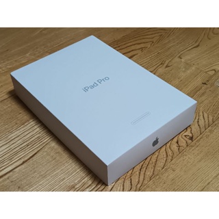 iPad Pro 10.5 - inch Wi-Fi 64GB 原廠 盒子 只賣空盒 Space Gray A1701