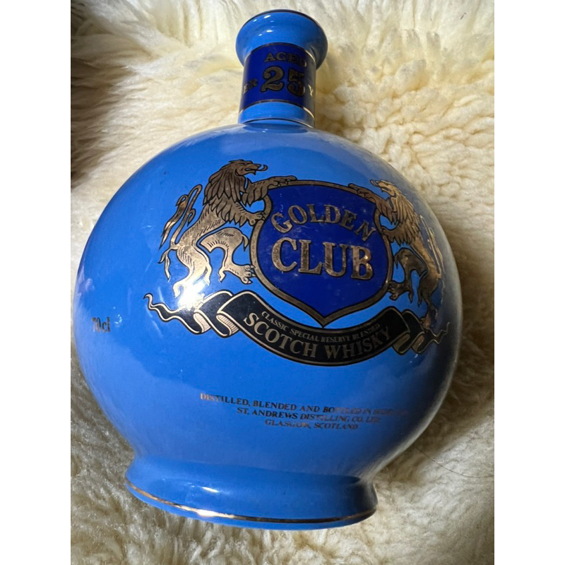 蘇格蘭威士忌COLDEN CLUB 25年空酒瓶，700ml,瓶完整無碰瓷