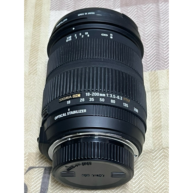 Nikon單眼相機18-200mm（專用鏡頭）