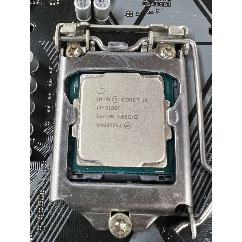 電腦雜貨店～INTEL Core i3-9100F(無內顯）1151腳位 二手良品 $1500