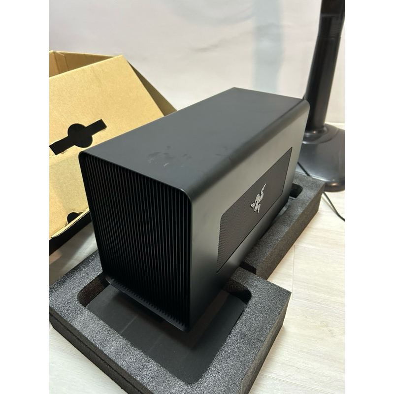 Razer core x顯卡外接盒