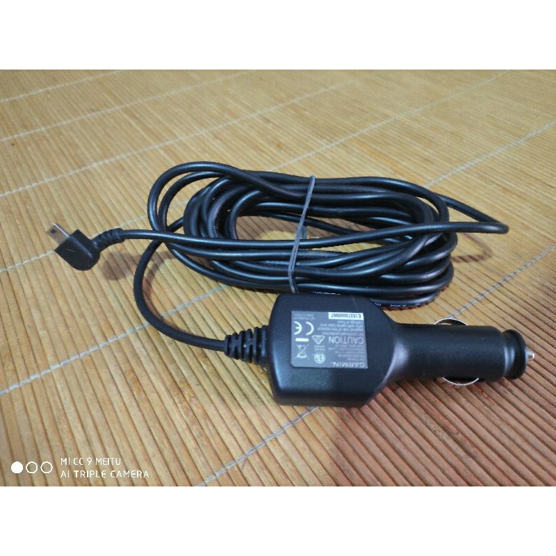 Garmin 行車記錄器與導航機適用的加長原廠車充
接頭mini usb

5V2A

長度有4 公尺

