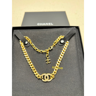 現貨 香奈兒 Chanel 雙C Logo 字樣 水晶 造型 頸鍊，項鍊、墬鍊。