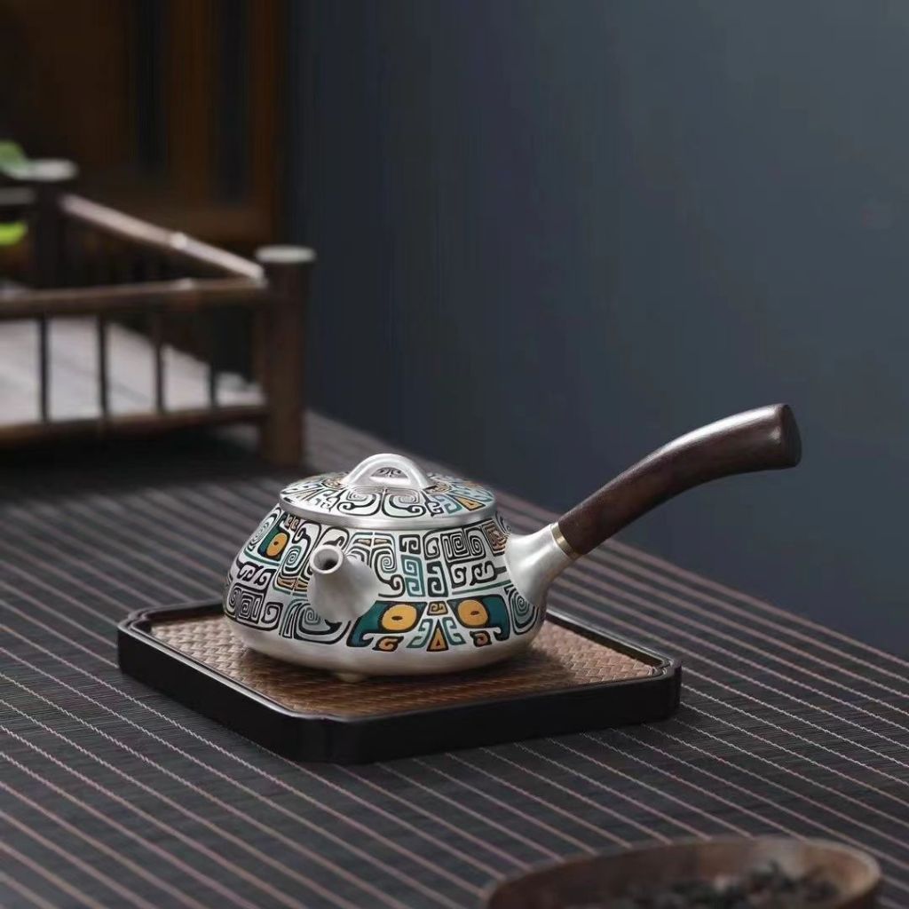 ❤台灣熱銷❤鄭同盟手工包銀大號側把壺家用中式茶壺輕奢泡茶銀制銀上做畫茶壺