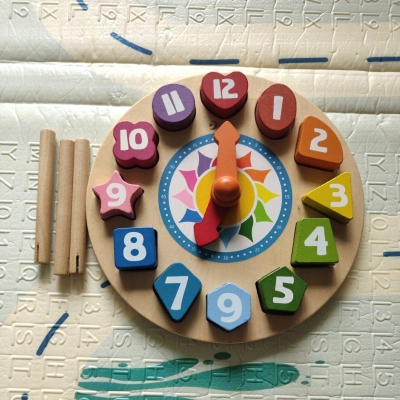物況佳二手 Classic World 德國 3655 兒童時鐘玩具 經典木玩時鐘立體拼板 木製玩具 無毒