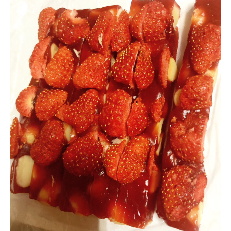 手工低糖無添加草莓/雙莓夏威夷豆軟糖❤️選用法國進口果泥，微酸甜口感