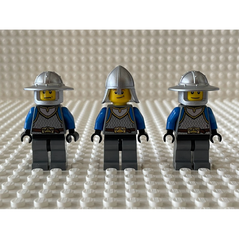 LEGO樂高 二手 絕版 城堡系列 70400 士兵 戰士 皇冠 鱗甲