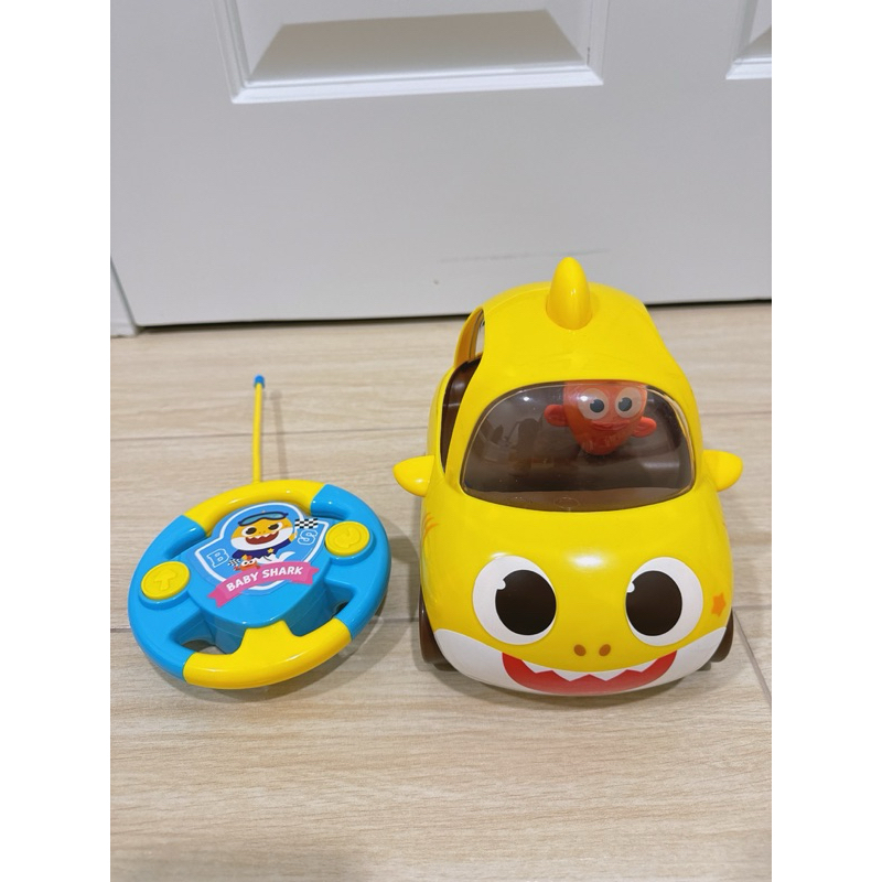 韓國 鯊魚寶寶電動遙控車baby shark玩具車