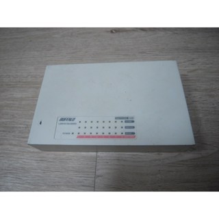 二手 BUFFALO LSW10 / 100-8NWS 8埠交換集線器 網路 交換器
