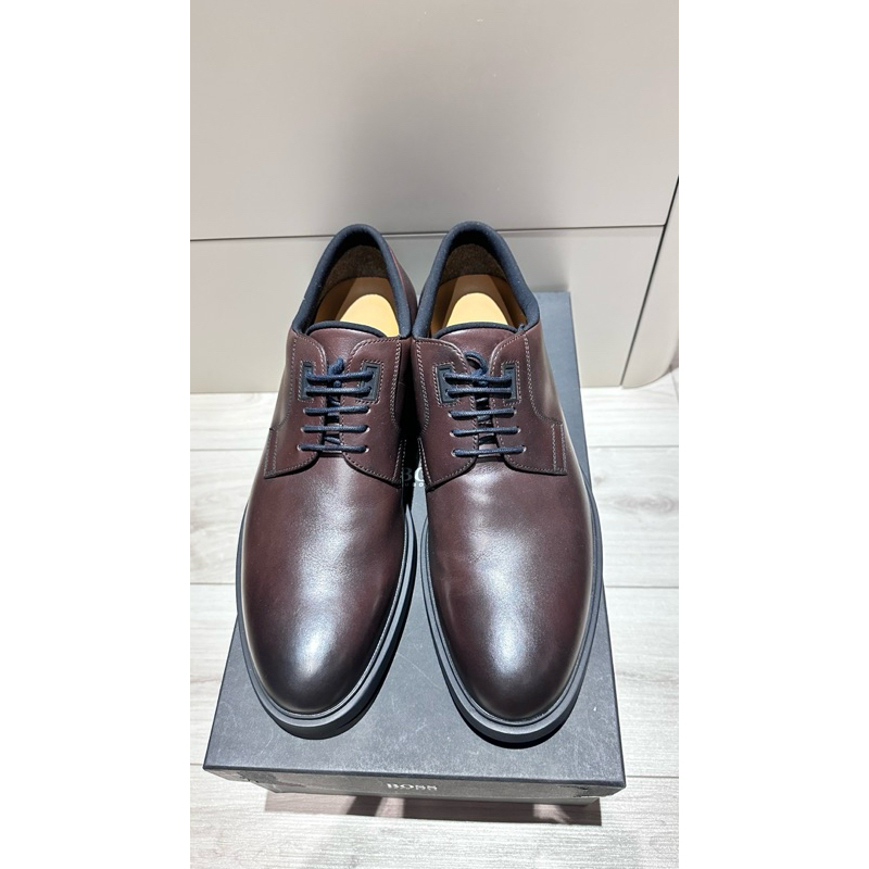 全新正品Hugo Boss 免綁鞋帶皮鞋 可正式可休閒，義大利製4.5折出售