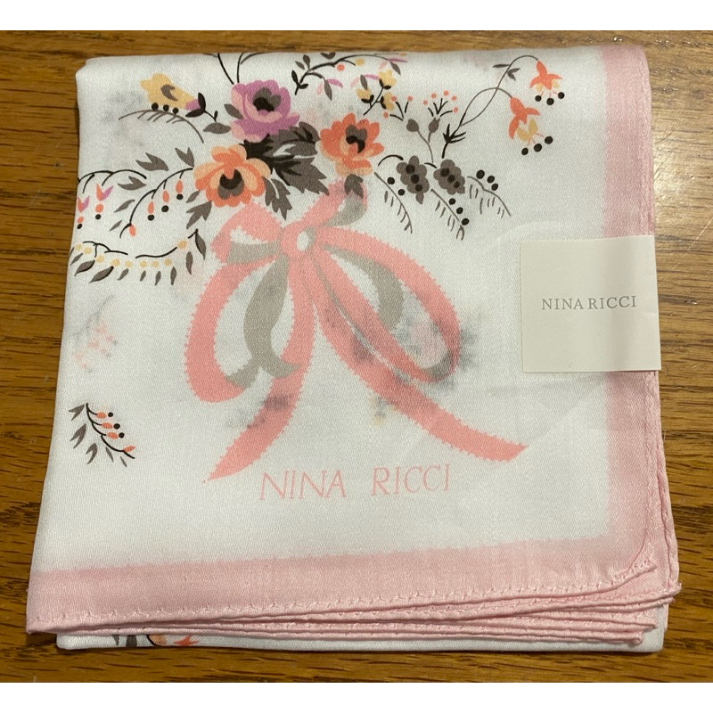 日本手帕  擦手巾 nina ricci  no.116-5 57cm 大尺寸 可當領巾