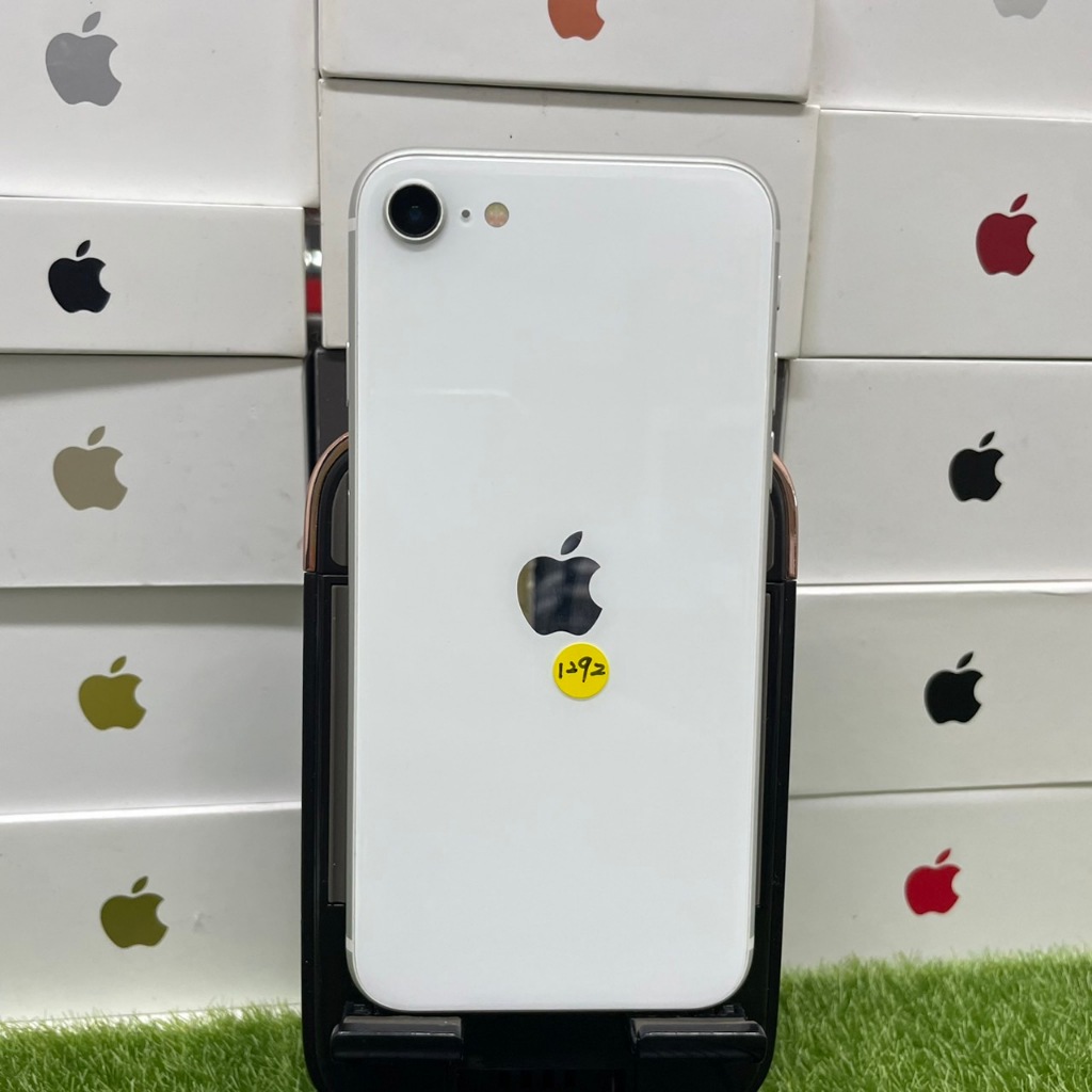 【漂亮外觀】Apple iPhone SE2 128G 4.7吋 白色 蘋果 新埔 致理 手機 瘋回收 可面交 1292