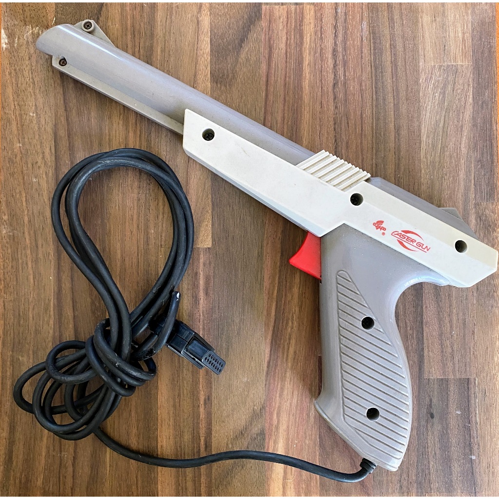 90年代 台製 任天堂 FC 紅白機 光線槍（創造者、NES 、Zapper、打鴨子、感應槍、老搖桿、手把、控制器 ）