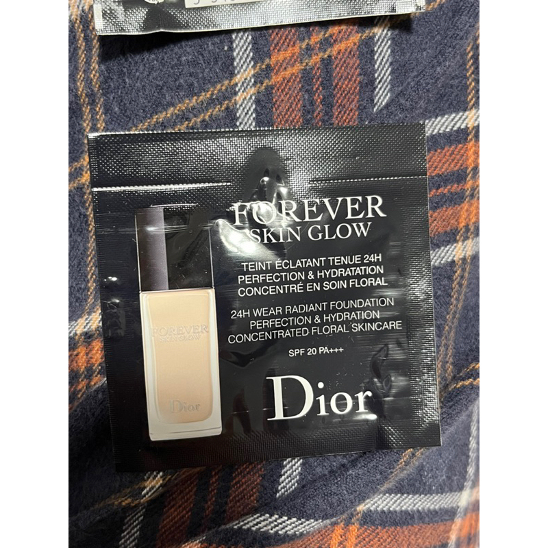 Dior 超完美持久柔光粉底液試用包 #ON