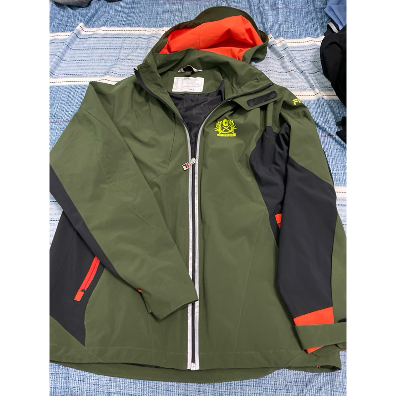 （53）出售-全新陸軍新式運動外套（有內裡）