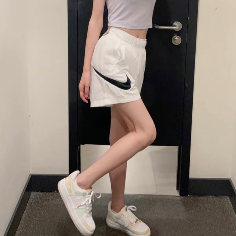 👟【ELO 】Nike Sportswear Essential 白色 短褲 女款 DM6740-100