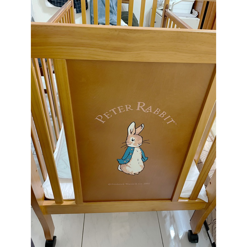 二手｜奇哥 台灣製 彼得兔實木嬰兒床 送床墊+安全帶