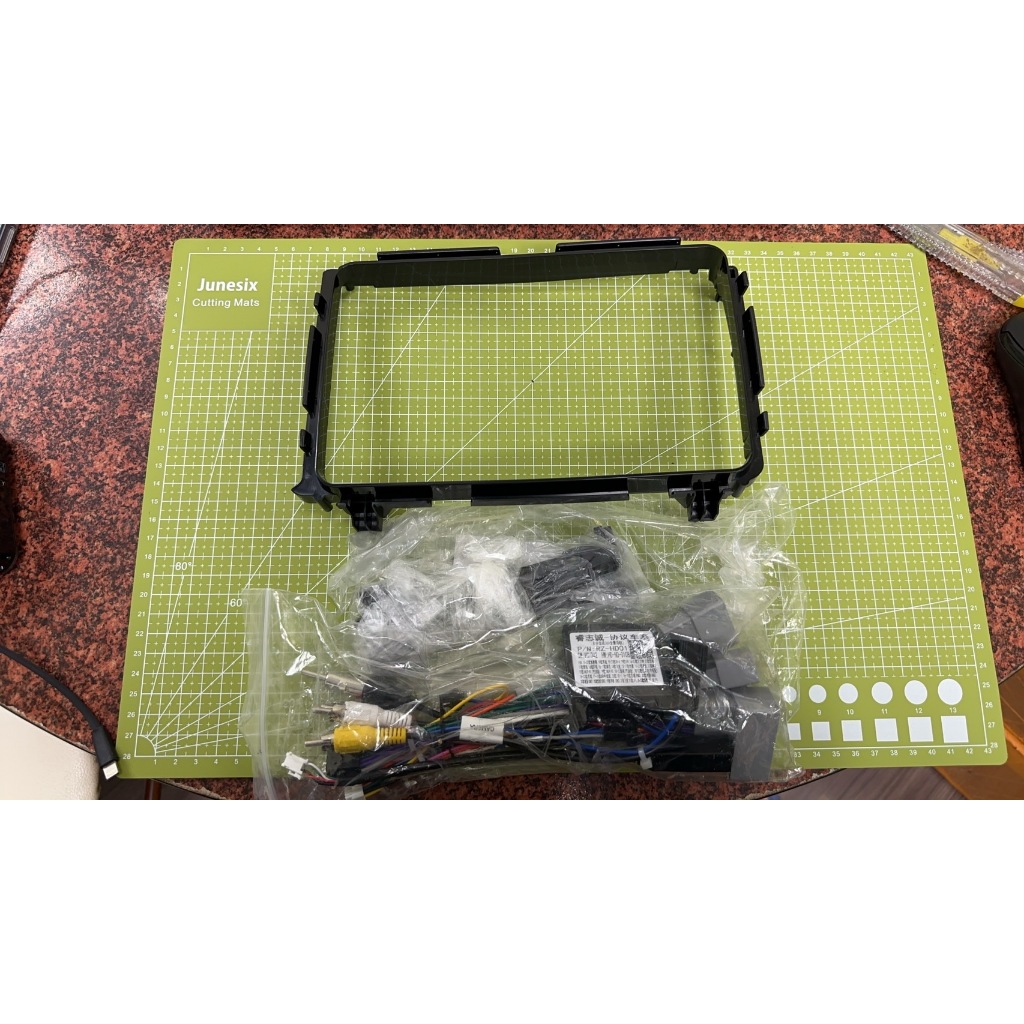 9吋 含協議盒HONDA 本田 HRV14-19 安卓機外框+線+協議盒 安卓面板 百變框 (含框+專用線+協議盒)
