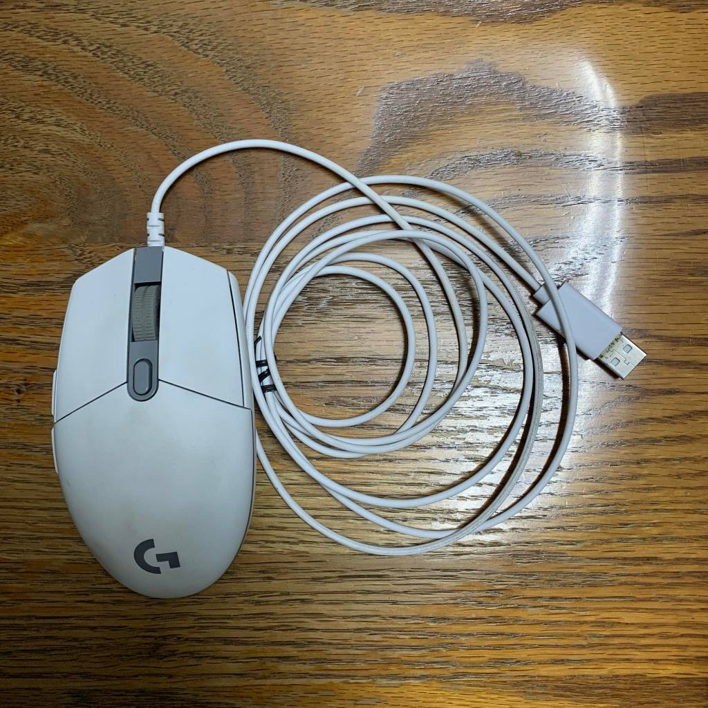 (二手) 羅技 G102 有線滑鼠 遊戲 電競 Logitech G 二代 RGB 炫彩 白色 台灣公司貨