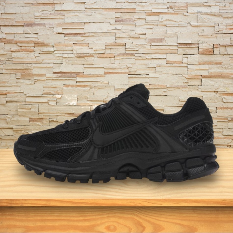 Nike Zoom Vomero 5 碳黑 復古 老爹鞋 黑魂 透氣 慢跑 運動 休閒 男鞋 女鞋 BV1358-003