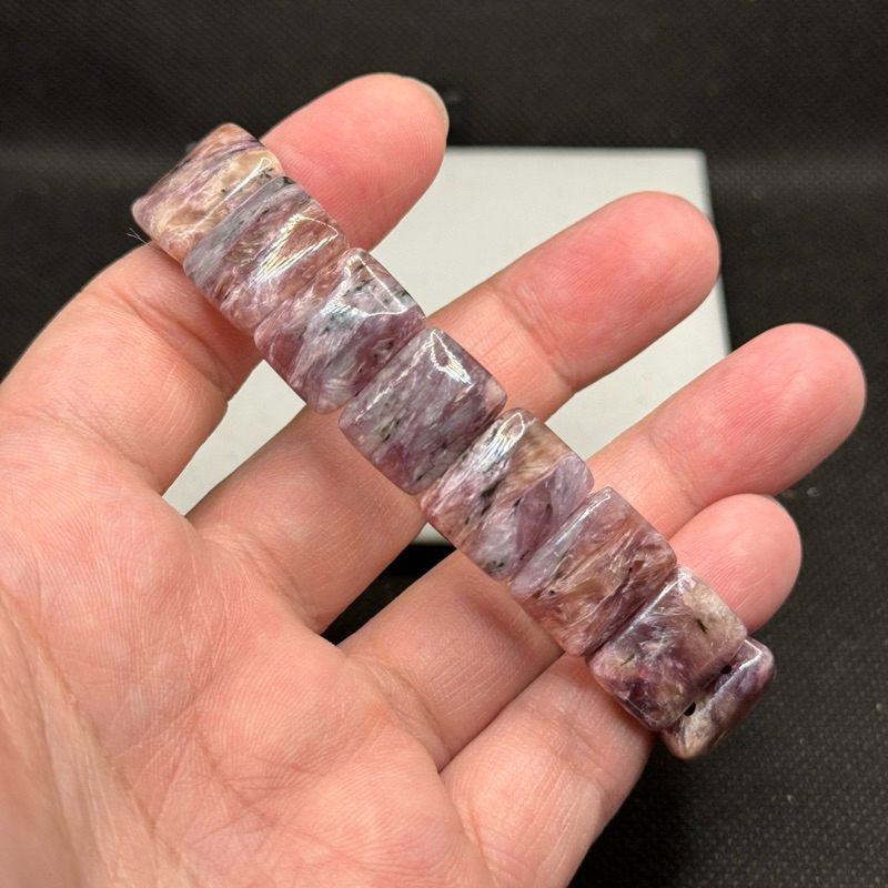 粉體 紫龍晶 手排 16.5m 手圍19 晶體帶玉化 色美體潤 查羅石 手鍊 粉紫色王子石 手串 實品美